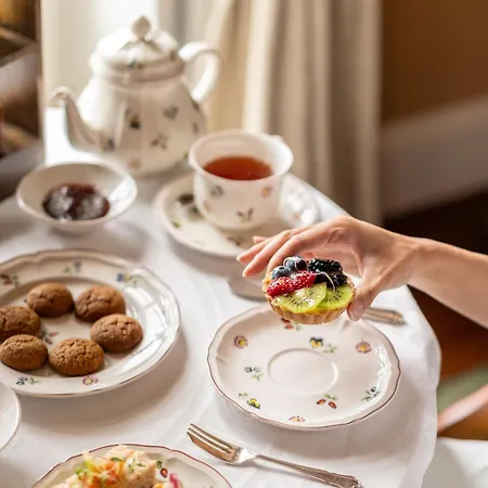 Casa Velha Do Palheiro Relais & Chateaux 5* פונשל